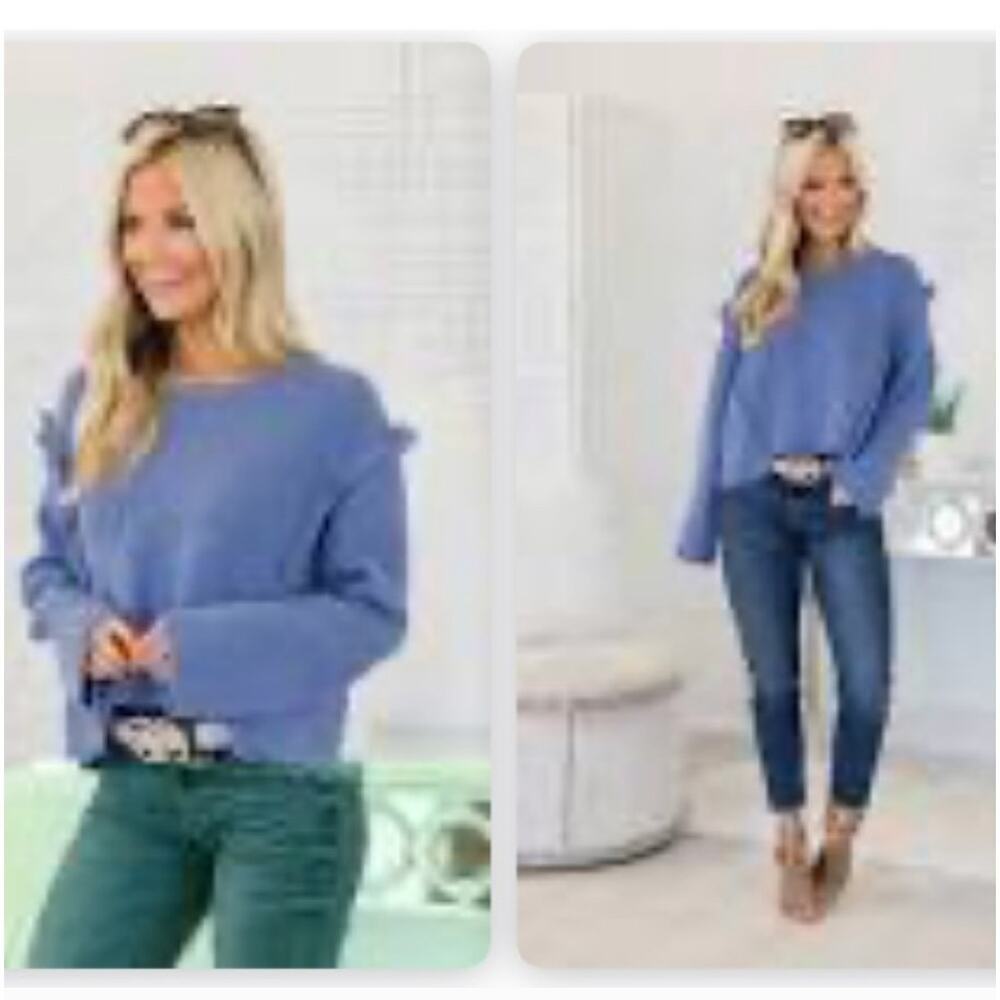 Pink Lily Blue Fringe Sweater Size Large - Picture 2 of 6